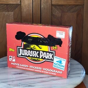Topps Jurassic Park Red Collectible Card Box 1992